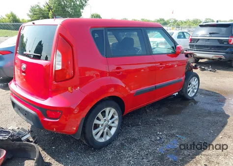 2013 Kia Soul z USA, uszkodzony, nr VIN KNDJT2A57D7626448